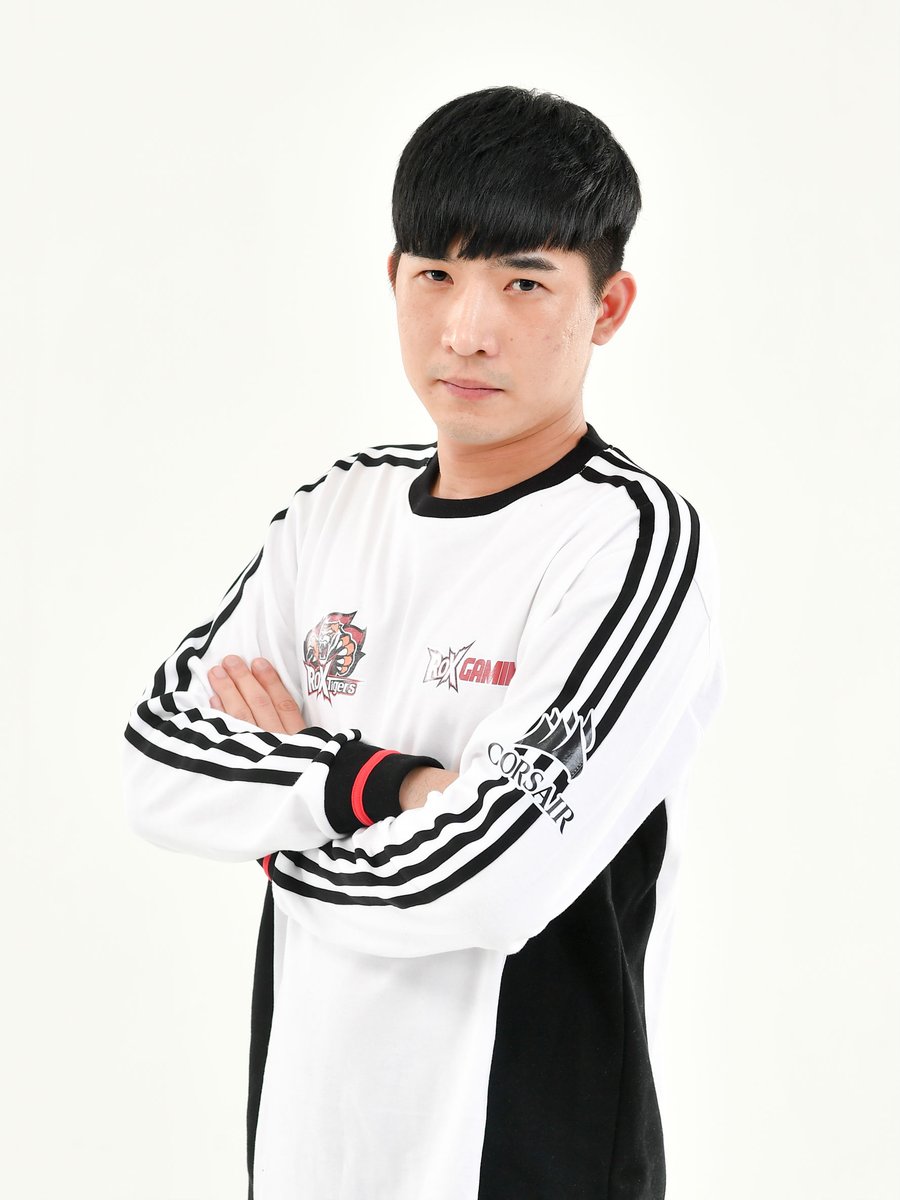 前G2选手Emperor作为教练加入Rox Tigers