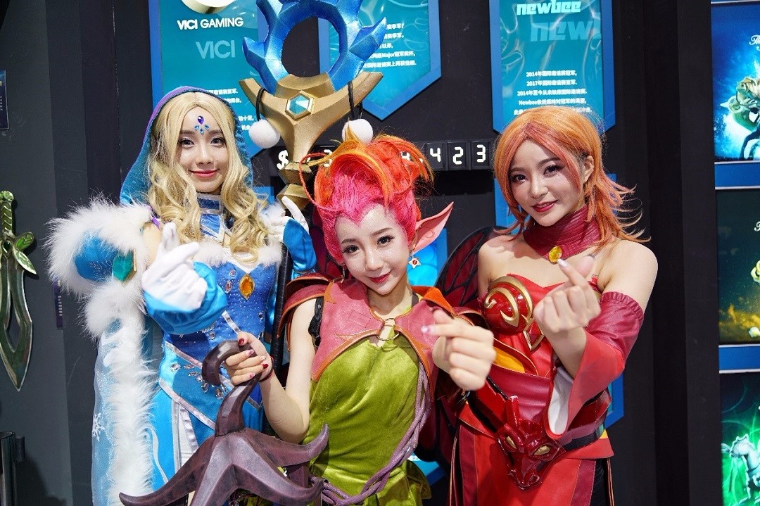 ChinaJoy-DOTA2第二日：水泄不通是一种什么样的体验？