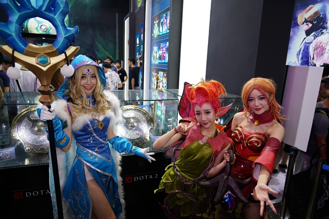 ChinaJoy-DOTA2第二日：水泄不通是一种什么样的体验？