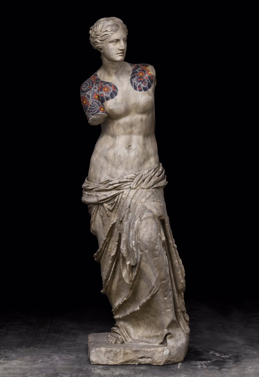 将日本黑帮纹身纹在经典雕塑上 这位意大利人做到了