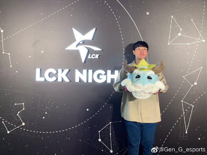 Gen.G官博晒LCK NIGHT图集 收获满满的一天