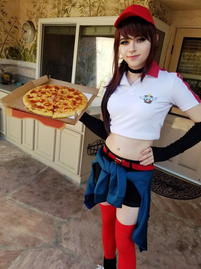 Reddit热帖：粉丝绘制的pizza girl希维尔