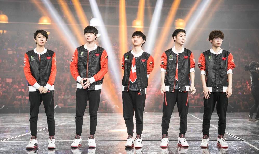 时代的落幕：“御三家”EDG、RNG、WE首次同时无缘世界赛