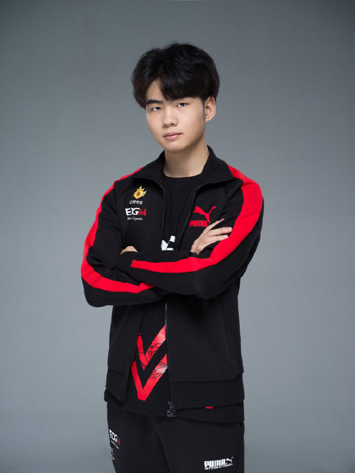 2021KPL春季赛定妆——上海EDG.M