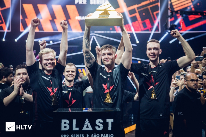 丹麦王朝Astralis总决赛击败Liquid捧杯BLAST Pro